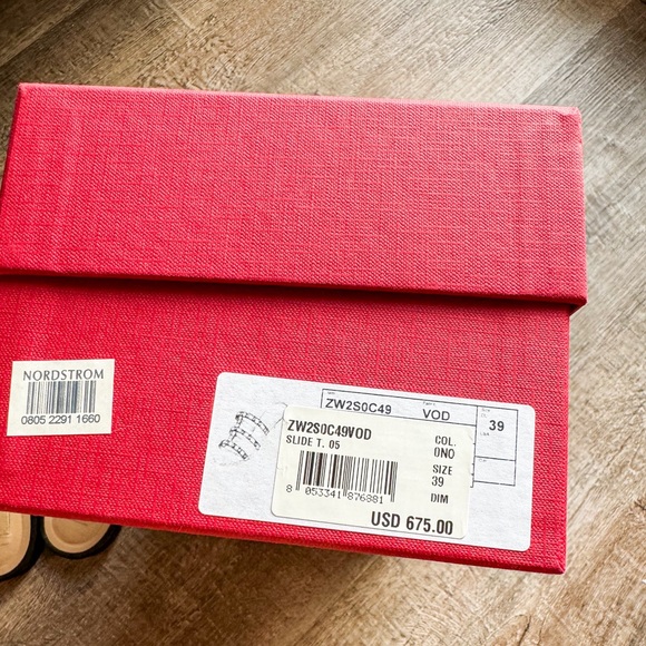 Valentino ROCKSTUD FLAT SLIDE SANDAL - Picture 2 of 5